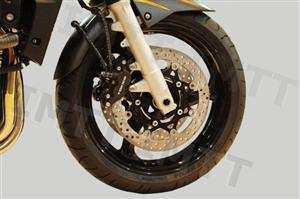 A pressão dos pneumáticos dos motociclos: