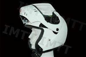 O peso do capacete de protecção tem influência no conforto do motociclista?