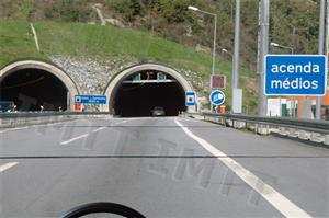 Ao circular num túnel devo saber que: