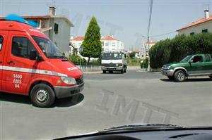 Qual deve ser a ordem de passagem nesta intersecção?