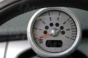 O conta rotações é um elemento que faz parte do painel de instrumentos?