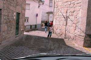 Nesta situação, não sabendo qual é a decisão que a criança vai tomar, devo: