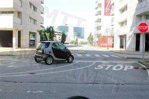 Nesta situação, o que me obriga a parar o veículo?