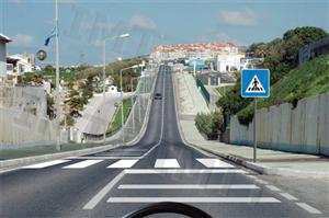 Ao aproximar-me deste local: