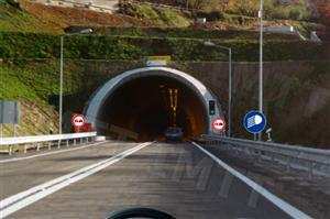 A partir deste momento devo utilizar as luzes de: