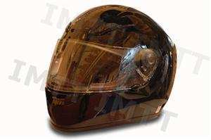 A viseira de um capacete deve ser em vidro porque permite maior visibilidade. Concorda com esta afirmação?