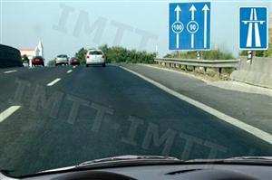 Se nesta faixa de rodagem transitar um veículo à velocidade de 100 km/h, comete uma infracção?