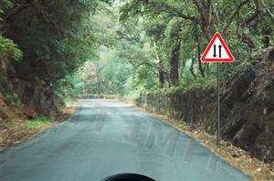 O sinal vertical indica-me que: