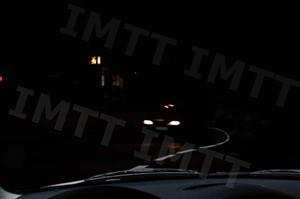 Na circulação nocturna, para praticar uma condução defensiva devo moderar a velocidade?